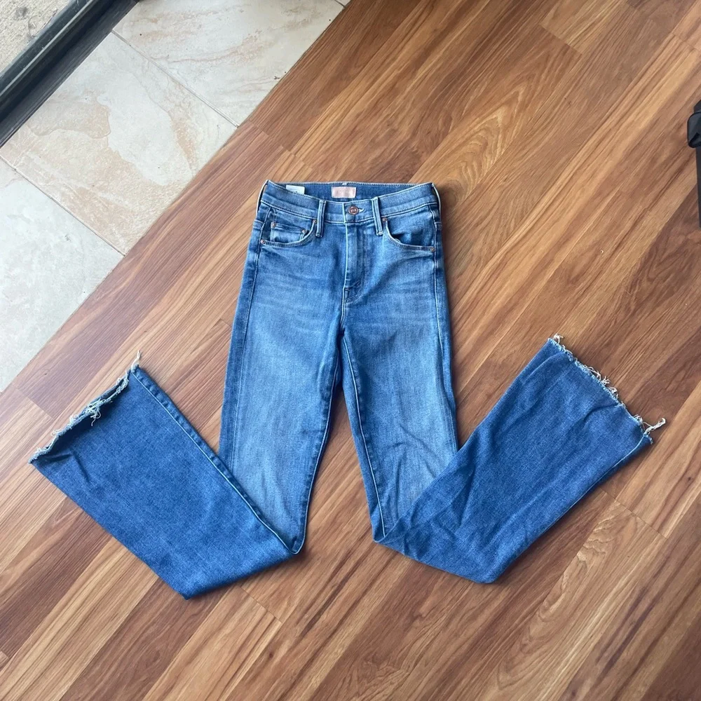 MOTHER jeans The Weekender Fray size 23 - Picture 9 of 11